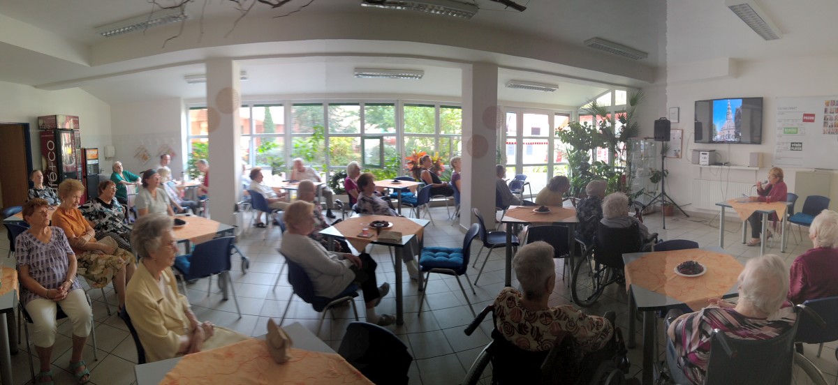 WP_20180911_14_56_46_Panorama.jpg, 151kB