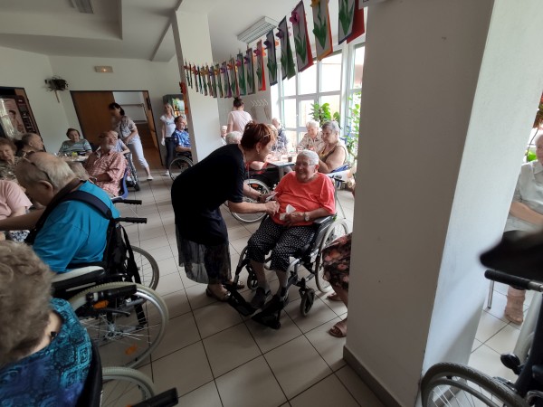 IMG_20220623_142123.jpg, 70kB