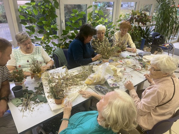 380318006_898605528264666_6601688453981481370_n.jpg, 110kB