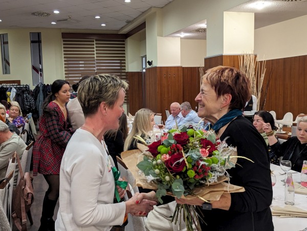 PXL_20231213_164359195.jpg, 87kB