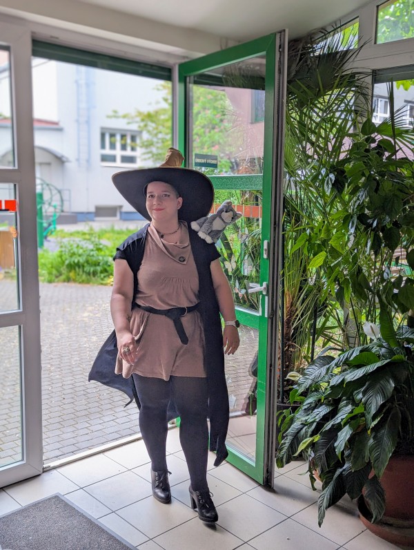 PXL_20240430_123903186.PORTRAIT~2.jpg, 159kB