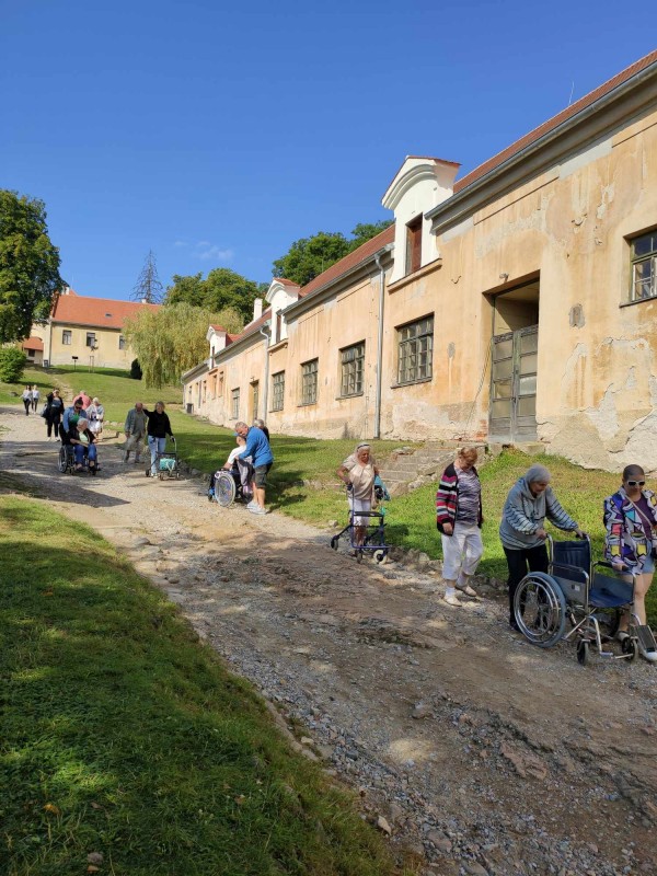 532577724_1448223566416447_1792240732924021578_n.jpg, 159kB