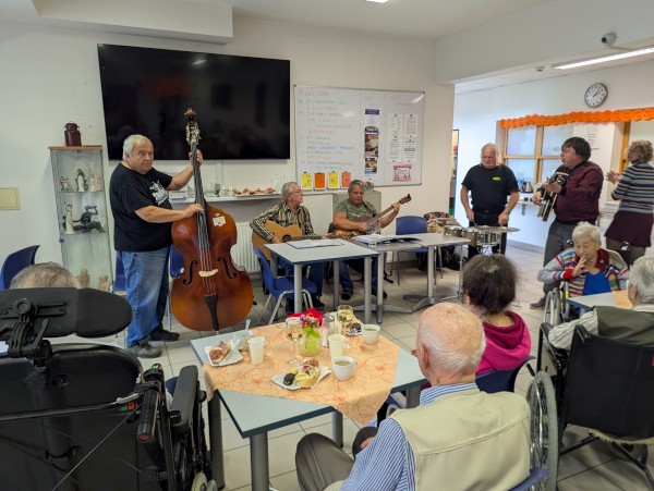 PXL_20250923_120514913.jpg, 79kB